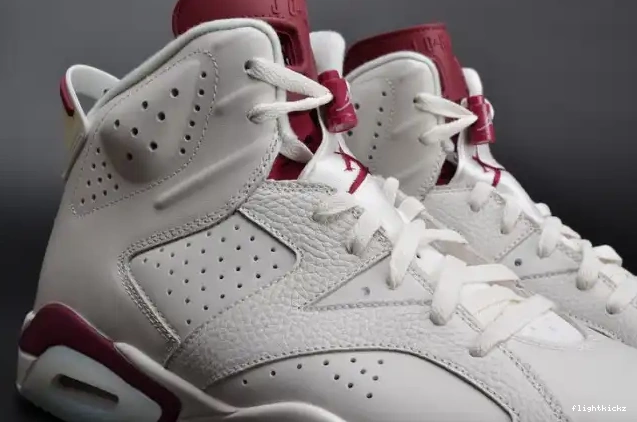384664-116 Jordan white Air Retro Maroon 6 0522